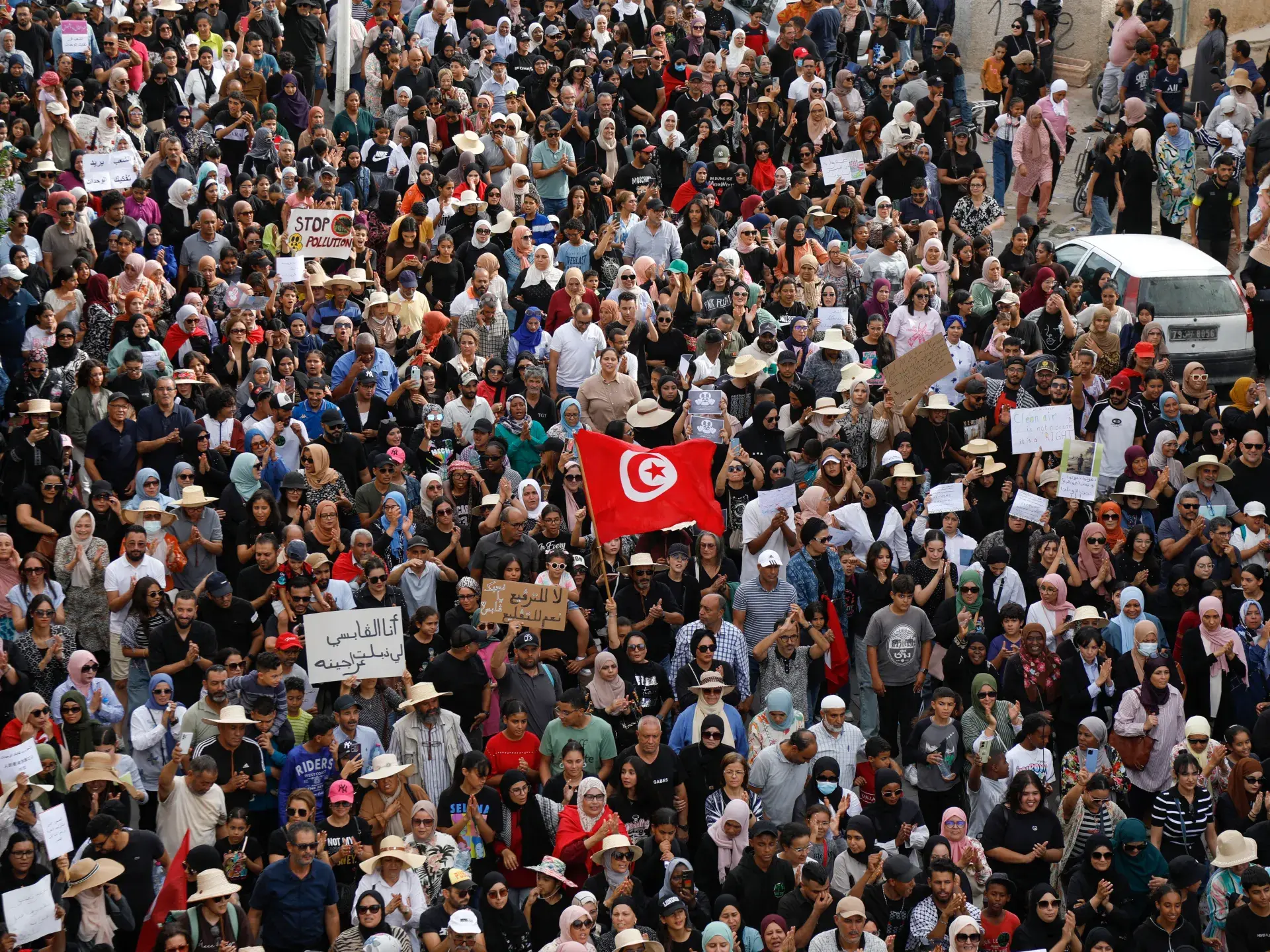 Tunisin Qabes şəhərində zavod çirklənməsinə görə ümumi tətil