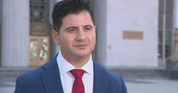 Los Ancelesdəki baş prokurorun qanunsuz vəzifədə olduğu bildirildi