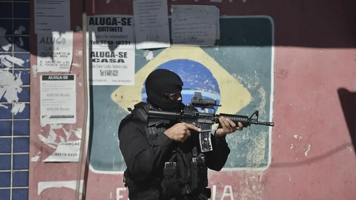 Narkotik kartelləri dövlətə meydan oxudu: Qanlı əməliyyatda onlarla ölüm